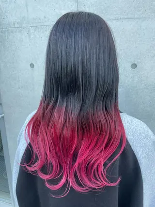 セミロング カラー インナーカラー 推し ブリーチ  髪質改善のヘアスタイル