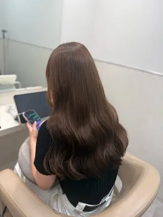 ロング カラー ラベンダー💜 グレージュ🩶のヘアスタイル