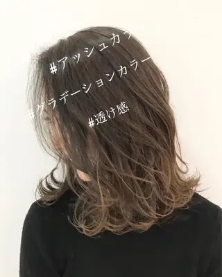 ミディアム カラー ウルフカット レイヤーカット上柿のヘアスタイル