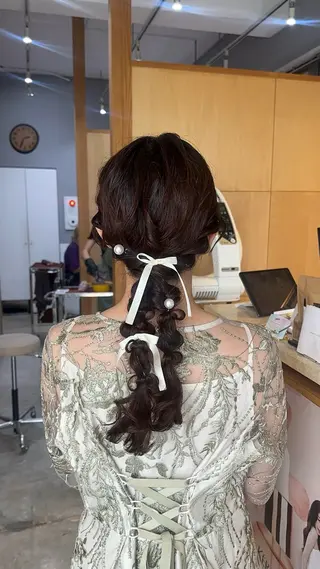 ミディアム miloc MOMOKAのヘアスタイル