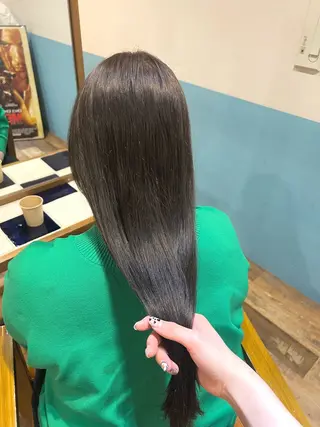ロング カラー ⭐️Manaka⭐️ 艶髪🩵ナチュラルのヘアスタイル