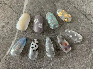 ネイル 芳賀 暦美のネイルデザイン