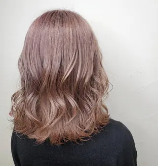 ミディアム 派手髪支持率No1 Eisukeのヘアスタイル