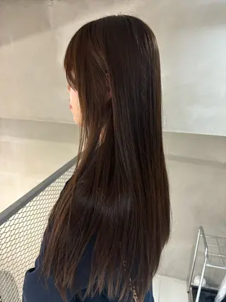 カラー 🧸柔らかベージュ/ 顔周りレイヤー/ミクのヘアスタイル