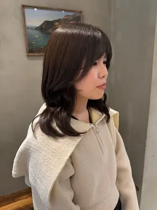 セミロング 新宿/顔周りカット +レイヤー＝しずく♩のヘアスタイル