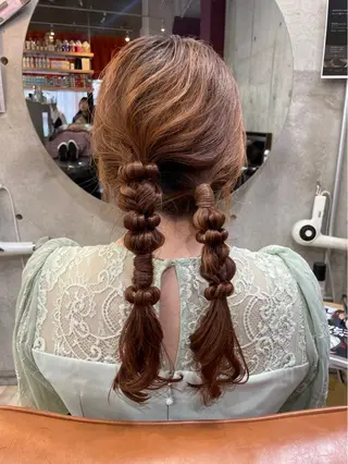 ロング ヘアアレンジ 東 史夏のヘアスタイル