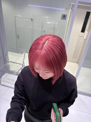 ショート カラー 新宿ケアブリーチ 🦖NANAのヘアスタイル
