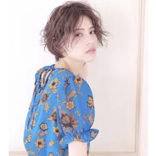 ショート 🇰🇷韓国風艶髪✨ 髪質改善 倉岡しおんのヘアスタイル