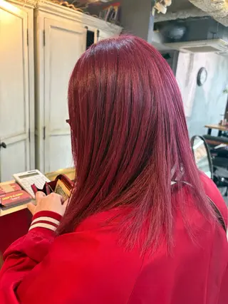 セミロング シモイケ ルアのヘアスタイル