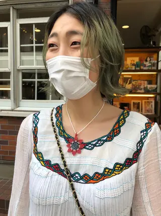 ミディアム カラー eri kinjoのヘアスタイル