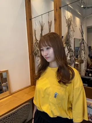 ロング カラー ENIF 大島 芽生のヘアスタイル