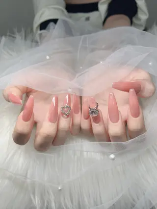 ネイル Lee  Nails リーリンのネイルデザイン