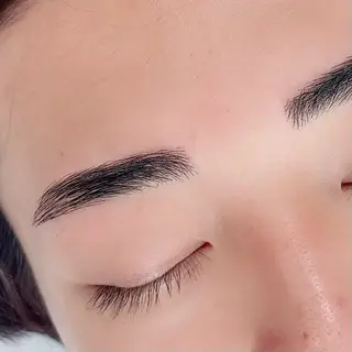メンズ アイブロウ Nao 🌿|骨格似合わせ眉の眉毛・アイブロウイメージ
