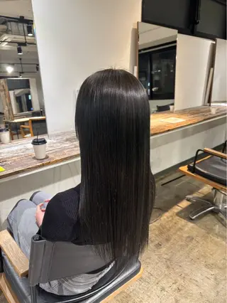 ロング カラー カラーモデル/ 透明感カラーたけるのヘアスタイル