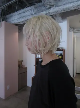 ショート カラー yu maのヘアスタイル