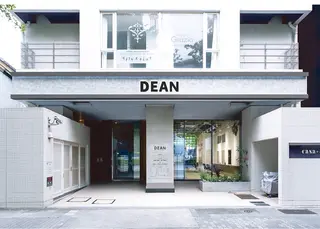DEAN ISLA 海外風ヘアサロンのヘアスタイル