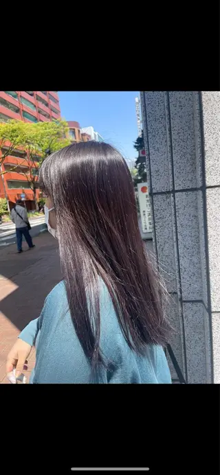 ロング 渡辺 美菜のヘアスタイル