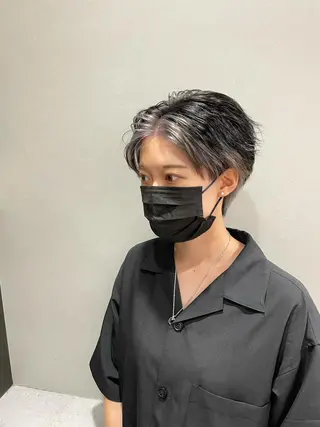 ショート カラー 浦野 剛志のヘアスタイル