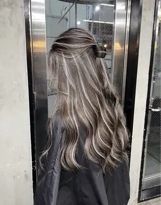 ロング カラー ヘアアレンジ 指名数No.1 /NAOYAのヘアスタイル
