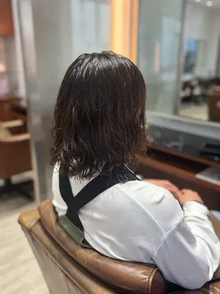ミディアム パーマ 岩柳 秋空のヘアスタイル
