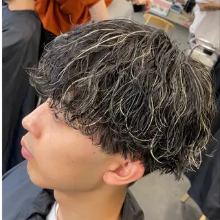 ミディアム カラー ヘアアレンジ メンズ fifth 石川 凪のヘアスタイル