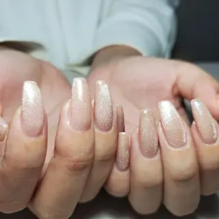 ネイル nailroom sb𓈒𓂂𓏸のネイルデザイン