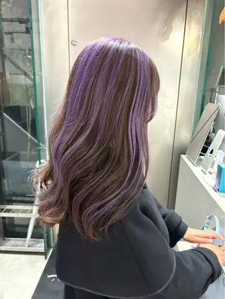 ミディアム カラー CHERIEブリーチ ダブルカラー 天神のヘアスタイル