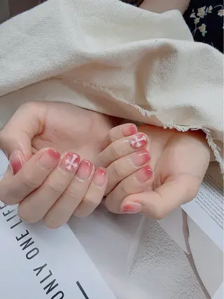 ネイル Mira Nail Studioのネイルデザイン