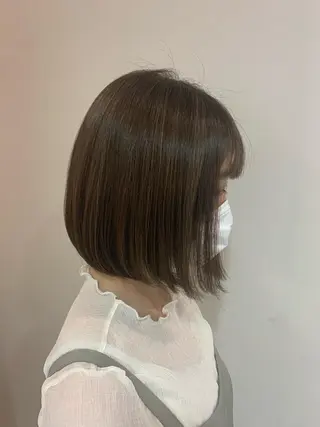 ショート カラー 顔まわりカット✄ ベージュカラー🧸のヘアスタイル