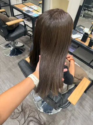 セミロング カラー 艶髪レイヤー上田 紗也🇰🇷💗のヘアスタイル