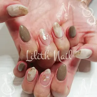 ネイル Lilith Nailのネイルデザイン