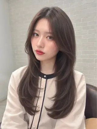 セミロング カラー 【韓国ヘア×透明感 カラー】笹谷 莉未のヘアスタイル