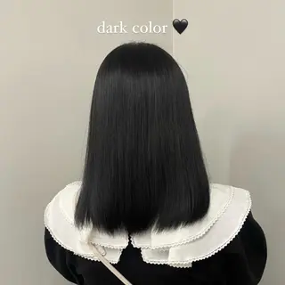 カラー 蓑輪璃央 ショートカットのヘアスタイル