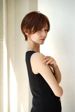 ショート カラー 加賀 千聖 /soigneのヘアスタイル