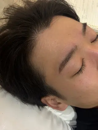 アイブロウ 前田 陽奈里のマツエク・マツパデザイン