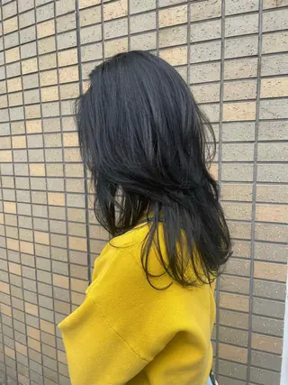 ロング 東 史夏のヘアスタイル