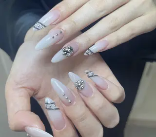 ネイル PIPPY NAILS新宿のネイルデザイン