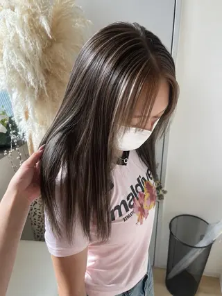 ロング 透明感カラーレイヤー ブリーチ🌙Manaのヘアスタイル