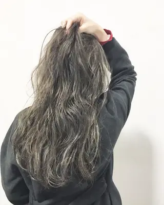 ロング 中野 恵脩のヘアスタイル