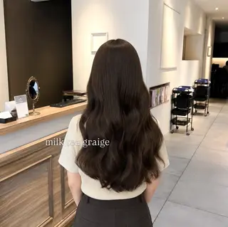 ロング カラー 川越 輝梨奈のヘアスタイル