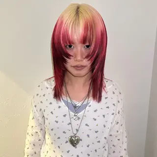 ミディアム ハイトーン🎀 MIYU💖のヘアスタイル