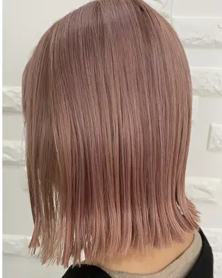 ミディアム 佐藤 帆春のヘアスタイル