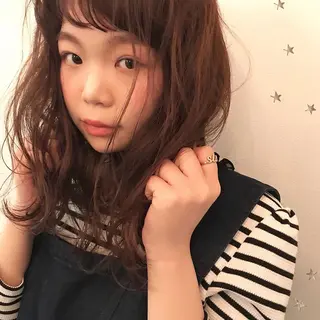 セミロング カラー 市川 千夏のヘアスタイル