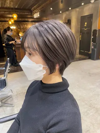 ショート カラー 透明感カラー🌿 グレージュ🐺陽介のヘアスタイル