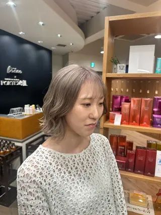 ショート ブリーチカラー/ わきたちえ🌻のヘアスタイル