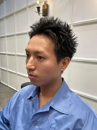 ショート カラー パーマ ヘアアレンジ メンズ くびれレイヤー/艶 カラー　MADOKAのヘアスタイル