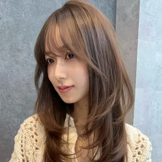 セミロング lana hair 新宿/髪質改善/韓国のヘアスタイル