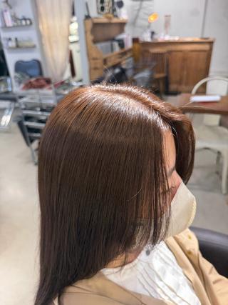 セミロング カラー 明石 ひなたのヘアスタイル