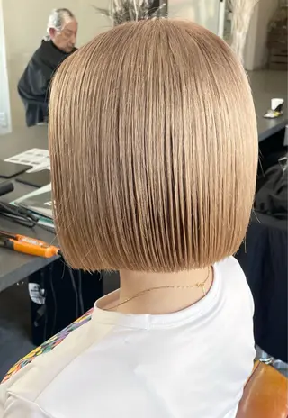 カラー nico麻生 加賀谷 すみれのヘアスタイル