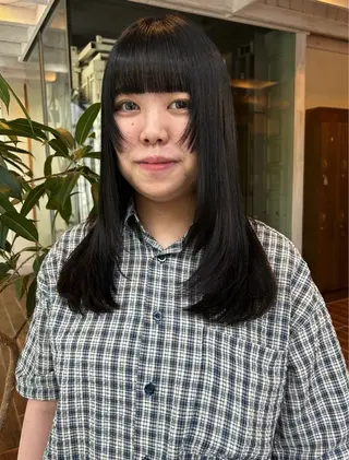 ミディアム カラー パーマ 西 優衣奈のヘアスタイル